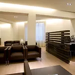 Ξενοδοχείο Ovest 4*