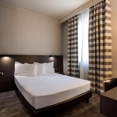 Ovest Hotel Piacenza