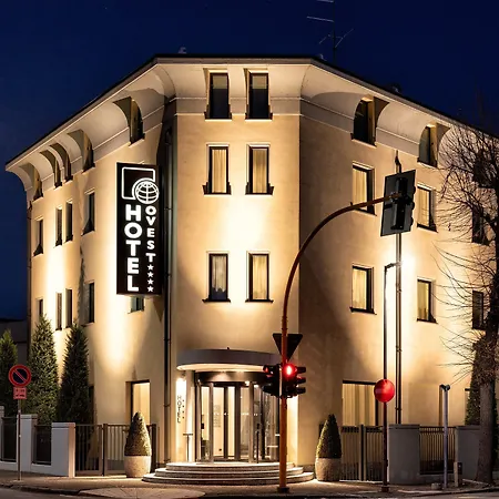 Ovest Hotel