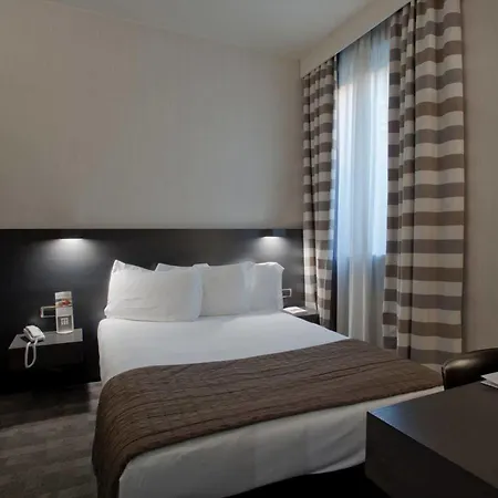 Ovest Hotel 4*