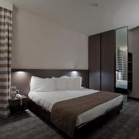 Ovest 4* Piacenza