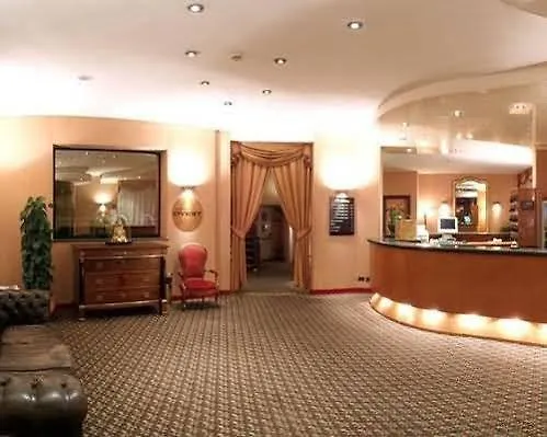 Ovest Hotell Piacenza